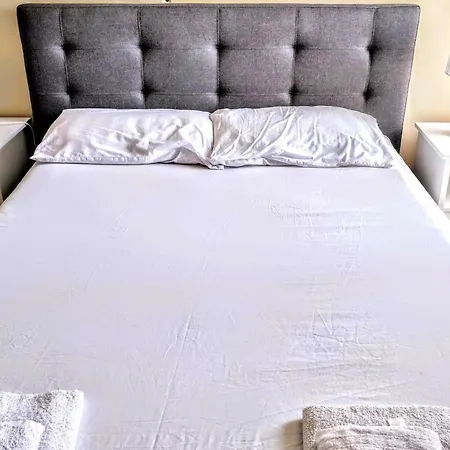 3 Bed